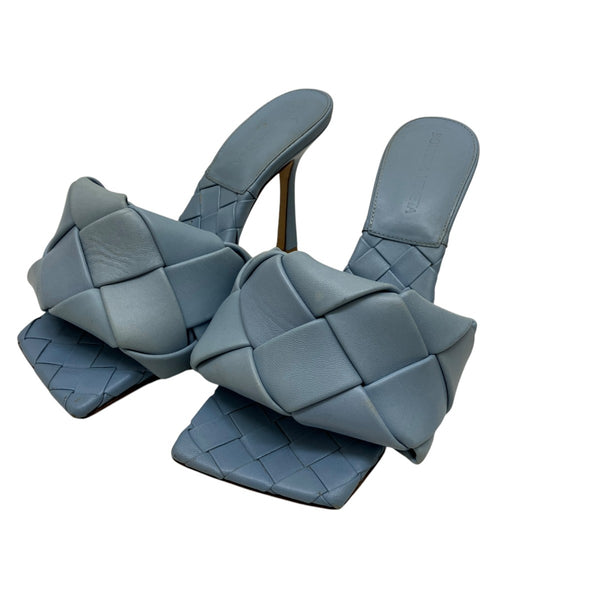 新品未使用BOTTEGA VENETA 青 レザーミュール 高ヒール箱付き BOTTEGA VENETA(ボッテガヴェネタ) リド ミュールレザーサンダル