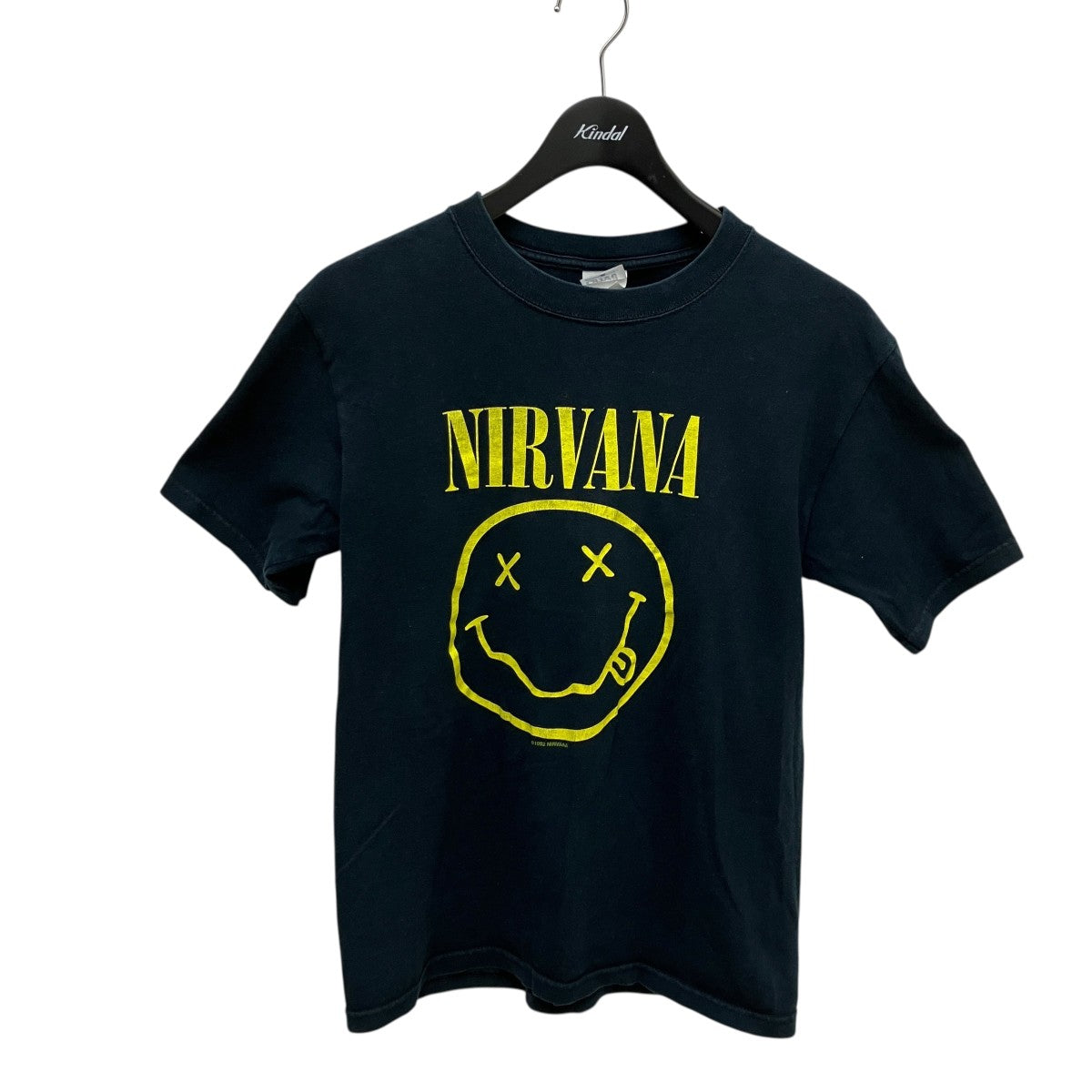 １枚でキマる!!【VETEMENTS 】LIVING LEGEND Tシャツ VETEMENTS（ヴェトモン）中古・古着オンライン通販 | Kindal