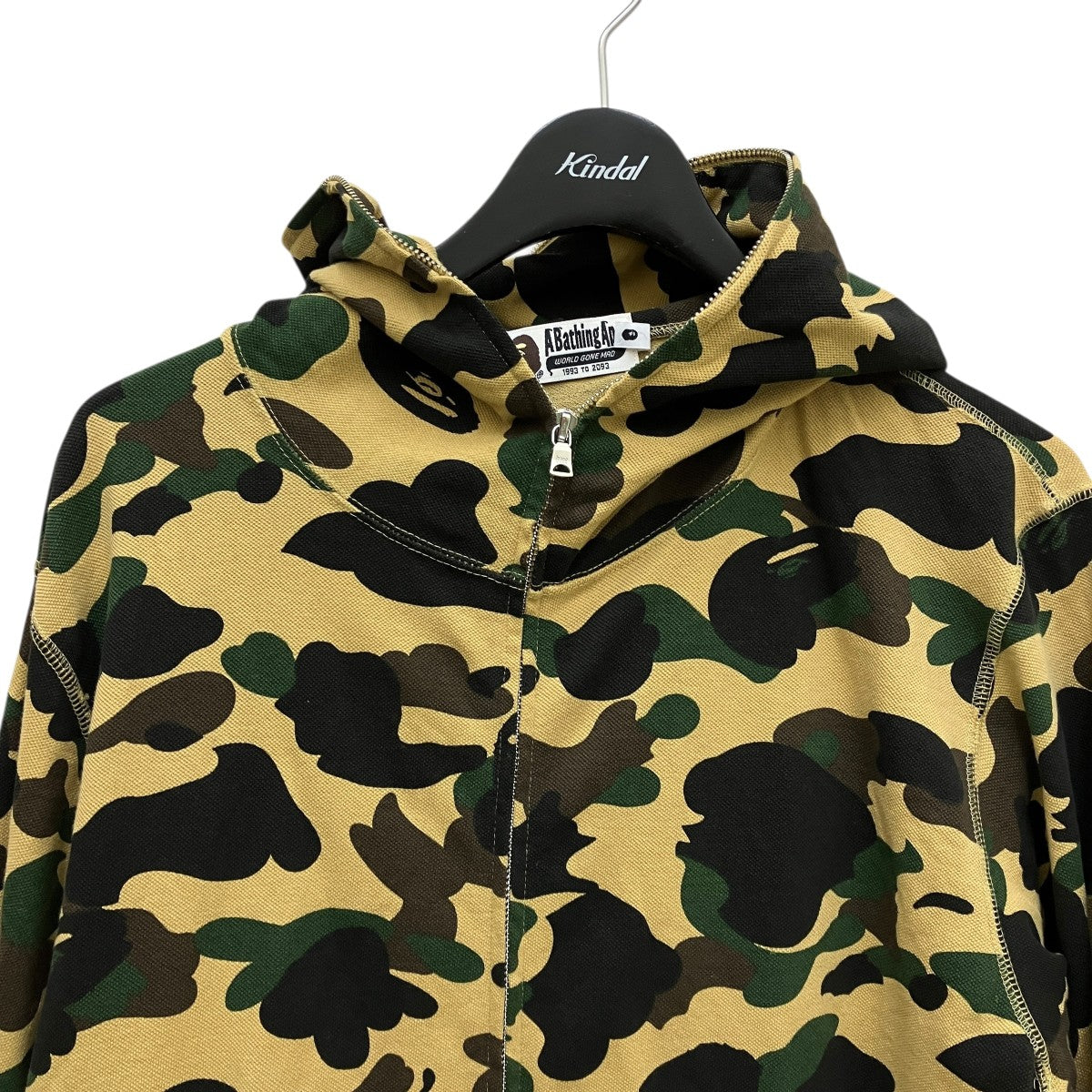 A BATHING APE(アベイシングエイプ) 総柄フルジップパーカー