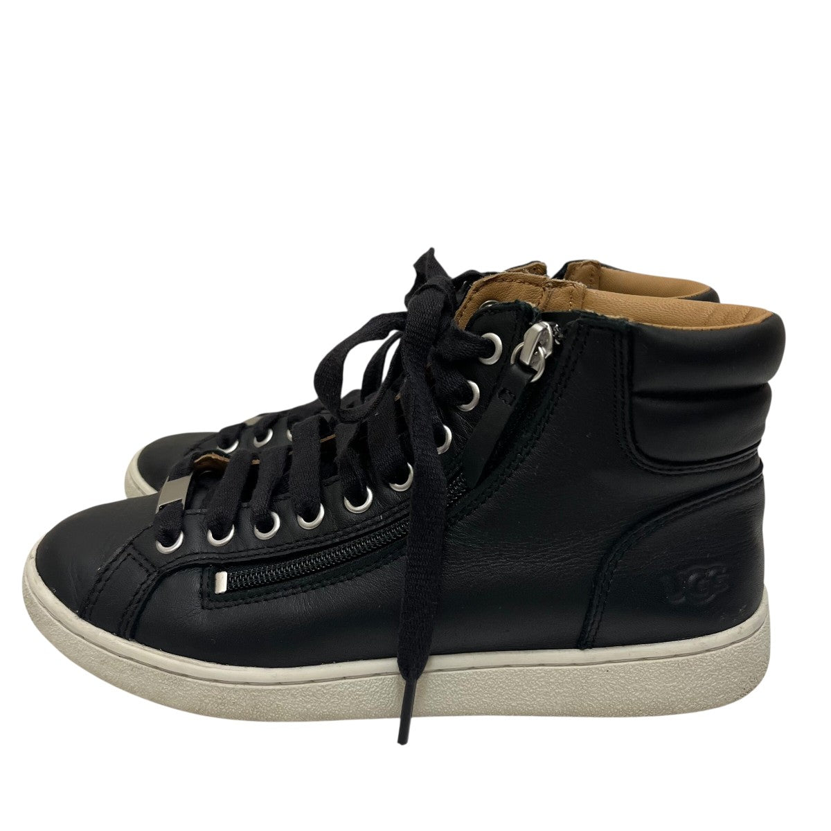 UGG ハイカットスニーカー 中古・古着通販】UGG (アグ) ハイカットスニーカー ホワイト