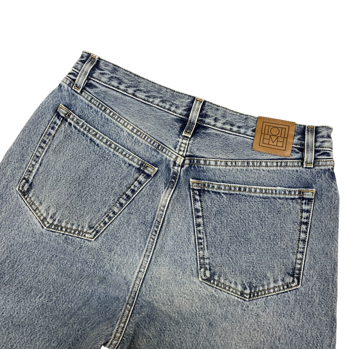 toteme(トーテム) TWISTED SEAM DENIM FULL LENGTHデニムパンツ