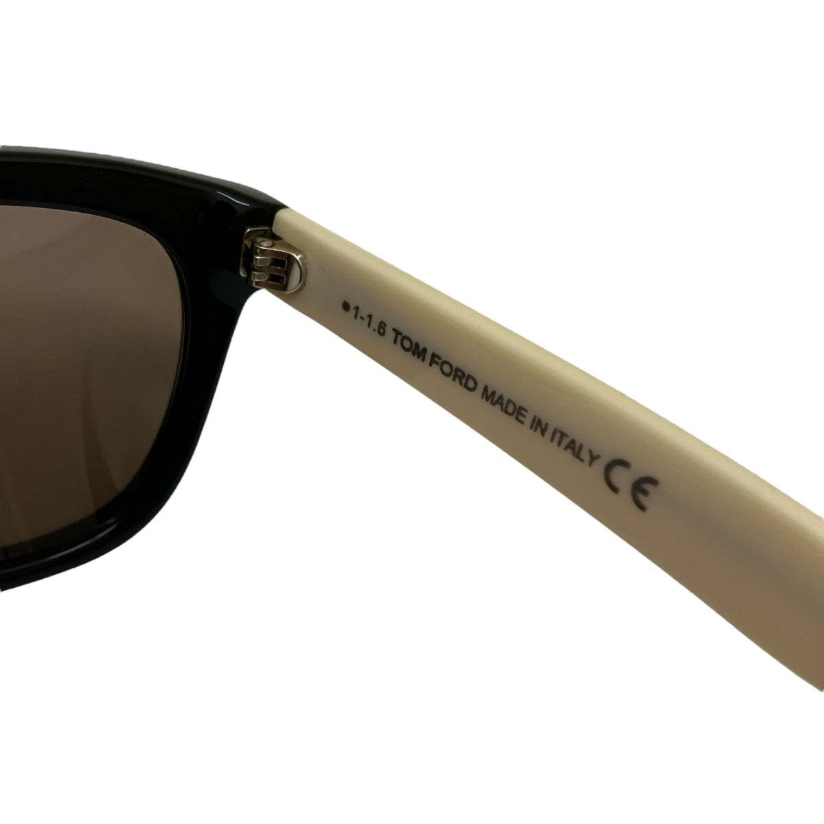 TOMFORDサングラス TF211AF 02C TOM FORD(トムフォード) サングラスTF211AF TF211AF ブラック