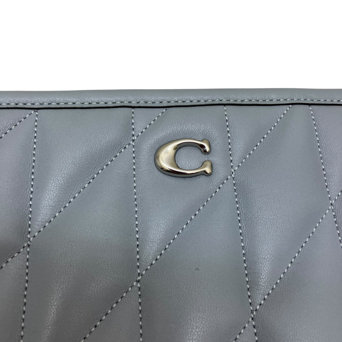 光沢が素敵【Coach】2wayで使える キルティングポーチバッグ 激レアCOACH 2wayショルダーバッグ アヒル キルティング ダック