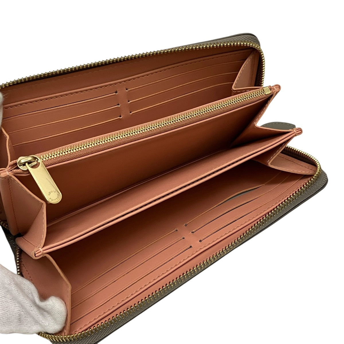 LOUIS VUITTON(ルイヴィトン) マヒナ ジッピーウォレット