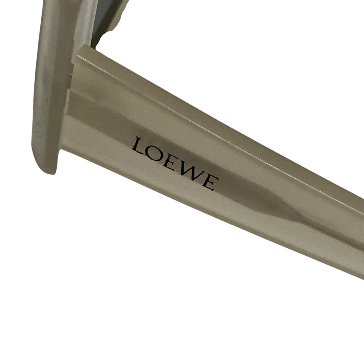 LOEWE(ロエベ) サングラスLW4029U LW4029U クリアホワイト サイズ 50 LOEWE(ロエベ) サングラスLW4029U LW4029U クリアホワイト サイズ 50
