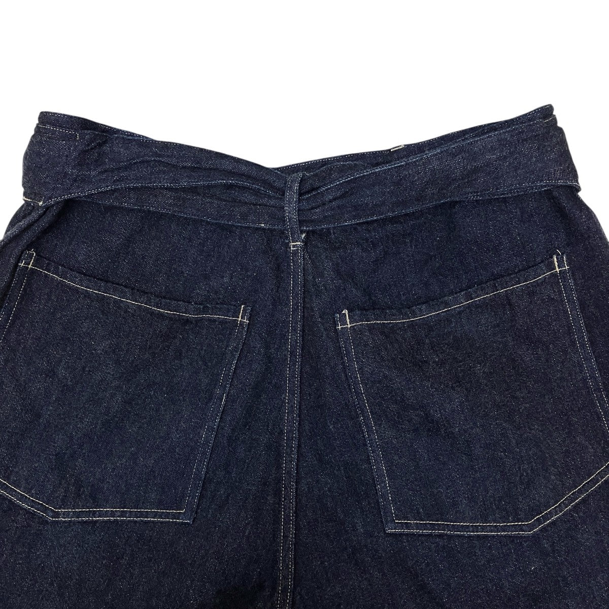 COMOLI(コモリ) デニムベルテッドパンツY03-03001 Y03-03001
