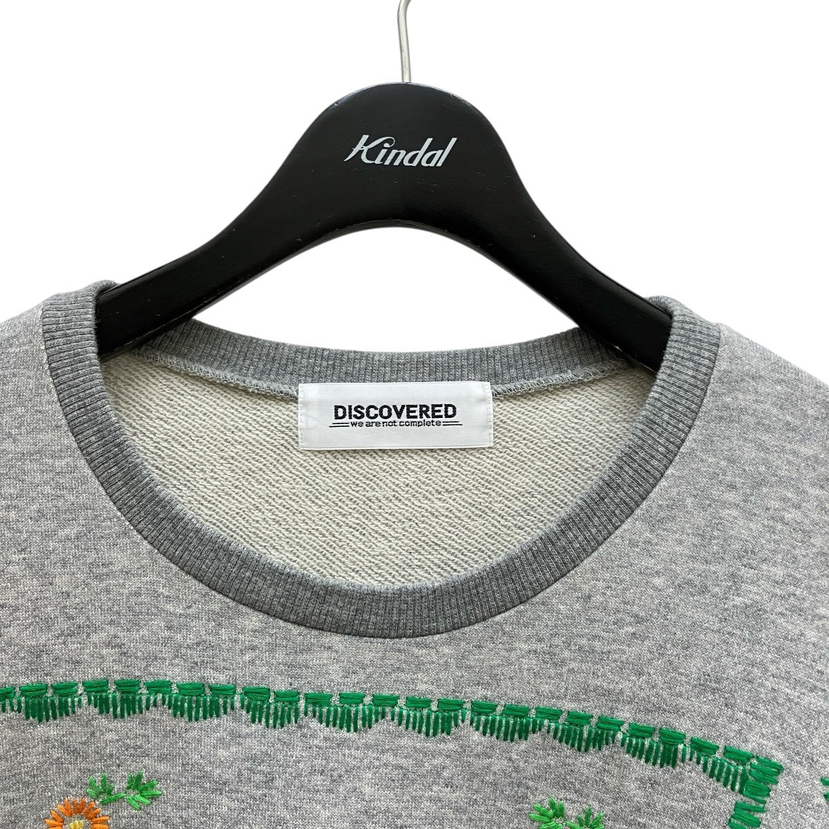 DISCOVERED(ディスカバード) 花柄刺繍スウェットDC-SS23-CU-01 DISCOVERED(ディスカバード) 花柄刺繍スウェットDC-SS23-CU-01