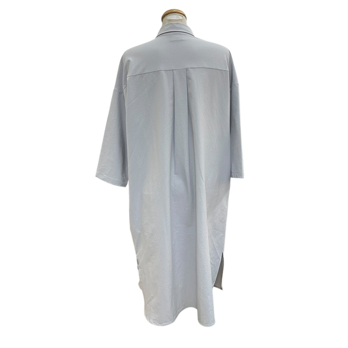 シャツワンピース