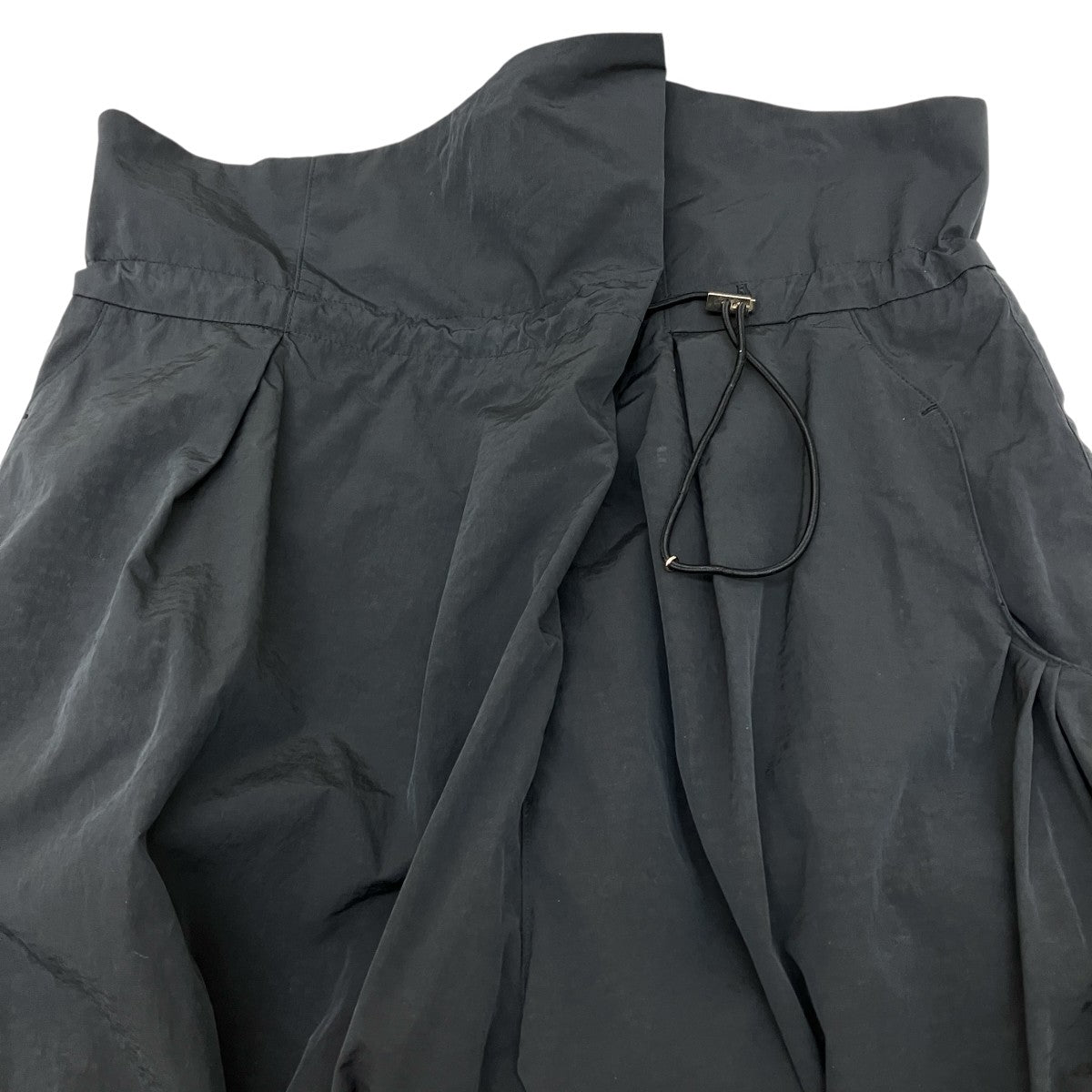 mame kurogouchi(マメクロゴウチ) Split Yarn High Waisted Drawstring