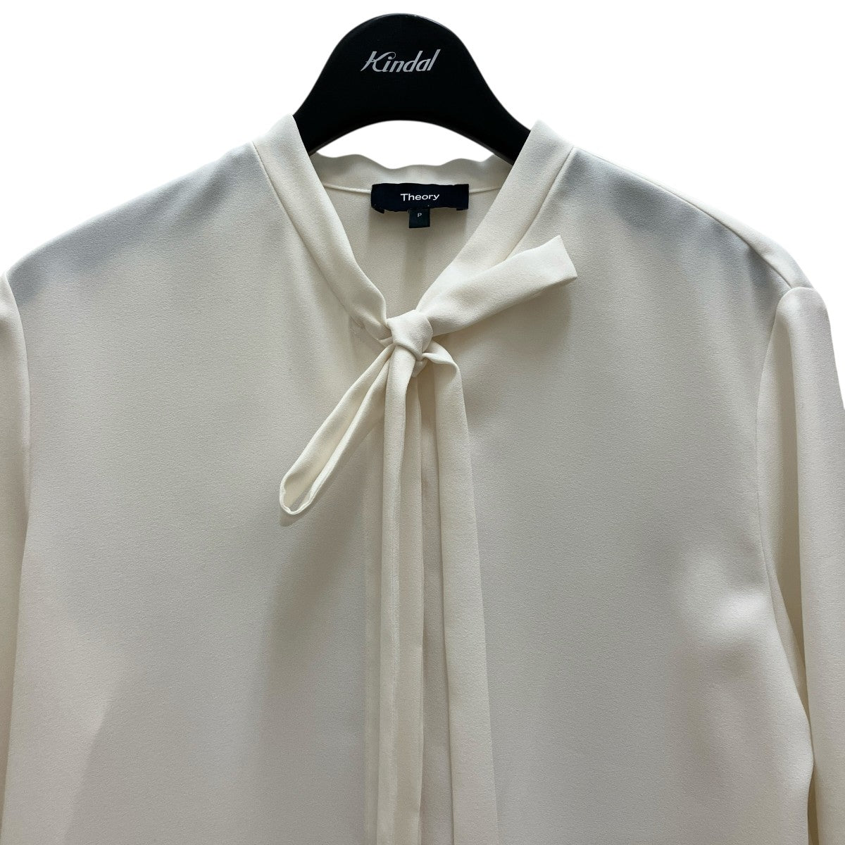 新品✨Theory セオリー ボウタイ リボンブラウス KIMLY とろみ 白 theory(セオリー) ボウタイブラウス01-2108207 01-2108207 オフ