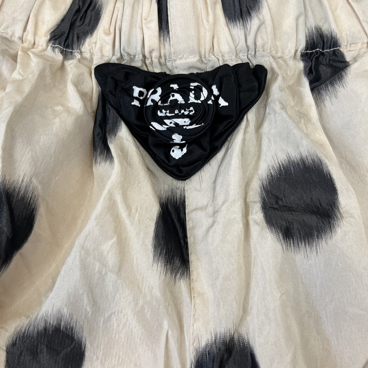 PRADA ハーフパンツ 古着・中古-3枚目のアイテム画像