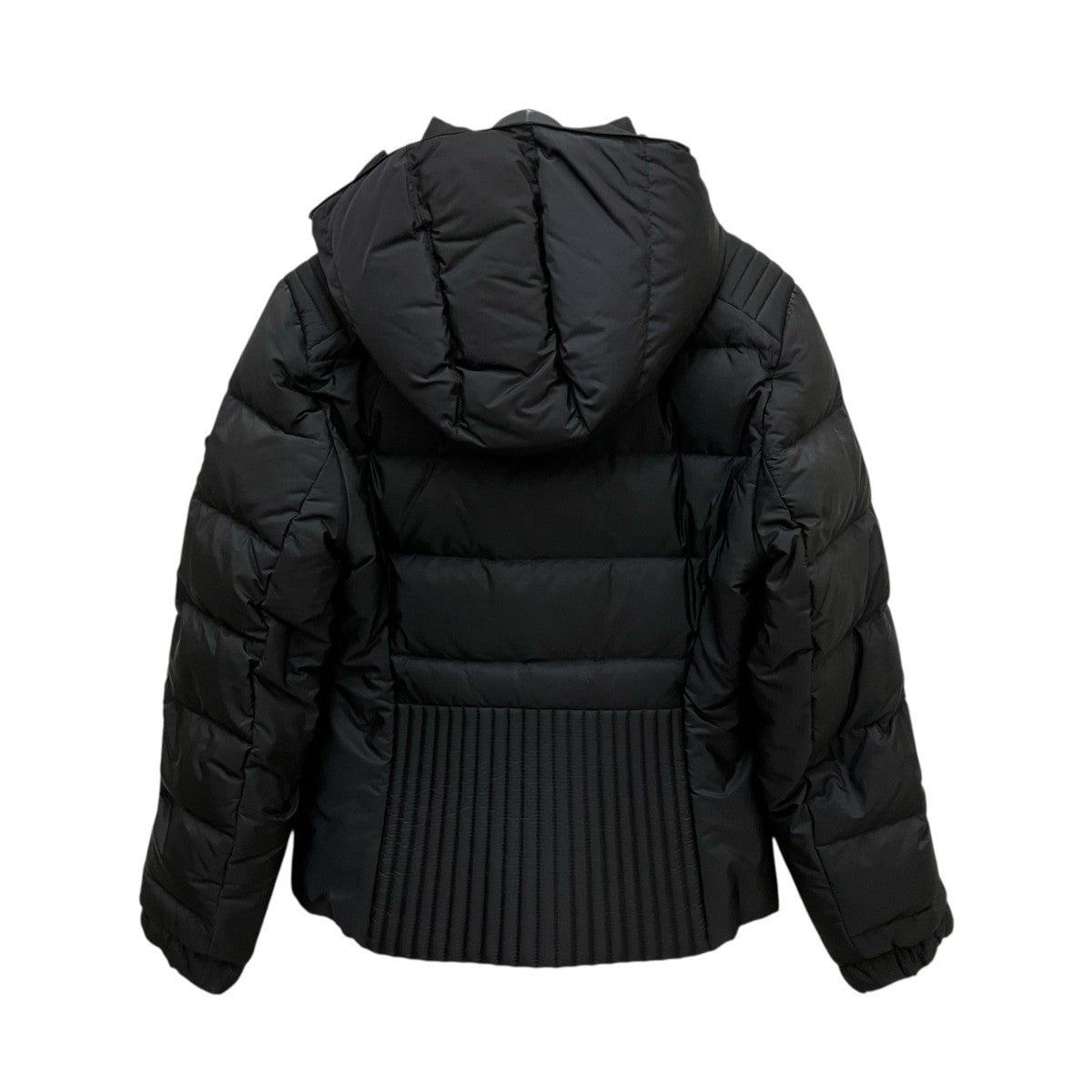 m*t様 新品　PRADA ダウンジャケット 29X544 アウトレット] PRADA 29X544 女性ダウンジャケット選べる3色