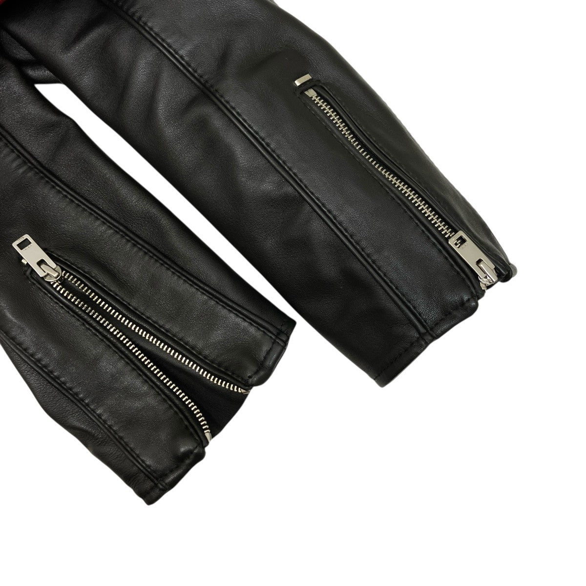 Nobi【青山店限定 】〈新品・未使用〉超レア DIESEL ジャケット Nobi【青山店限定 】〈新品・未使用〉超レア DIESEL ジャケット