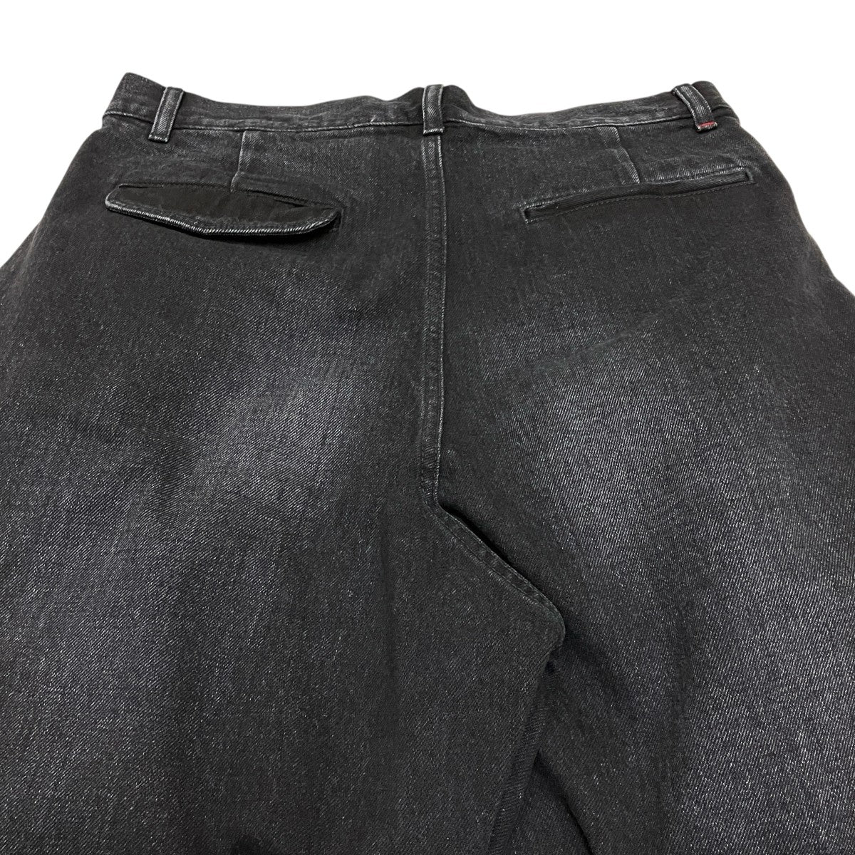 Graphpaper(グラフペーパー) Selvage Denim Two Tuck Tapered Pants