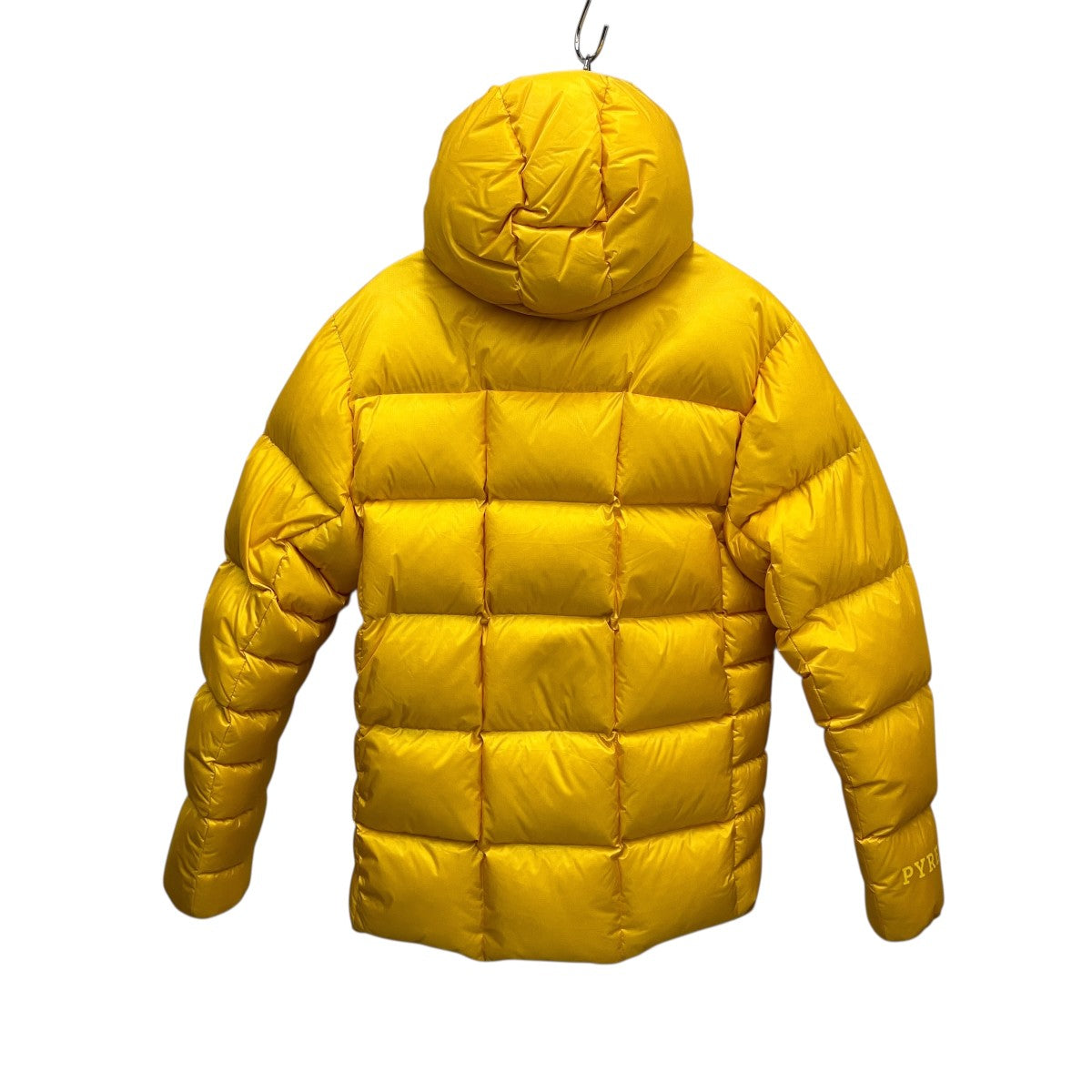 Pyrenex(ピレネックス) ダウンジャケットHMS039P7069L HMS039P7069L