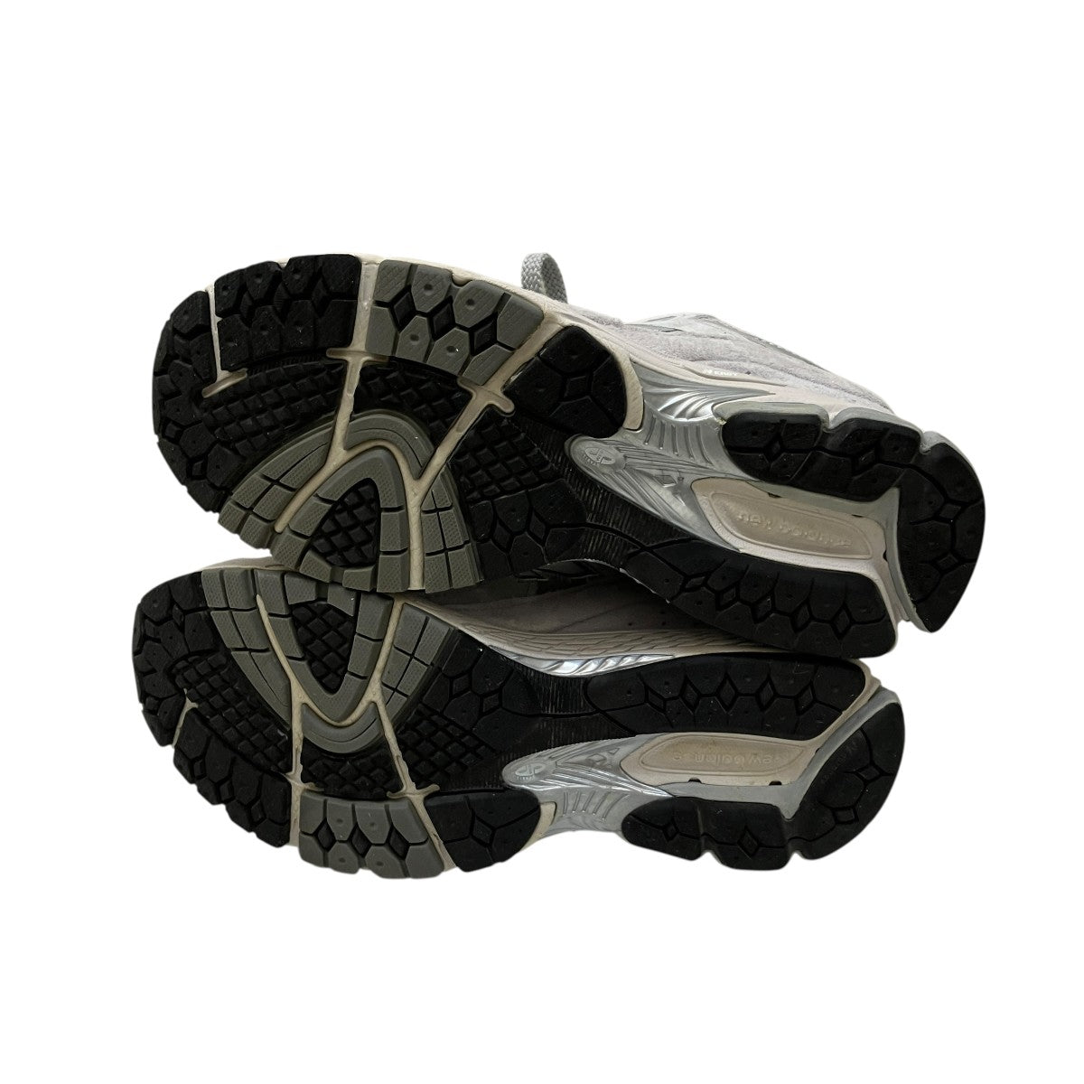 スニーカーML2002R0