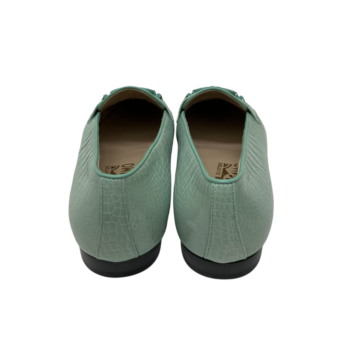 未使用 フェラガモ パンプス オードリー スエード 緑 未使用 フェラガモ パンプス オードリー スエード 緑