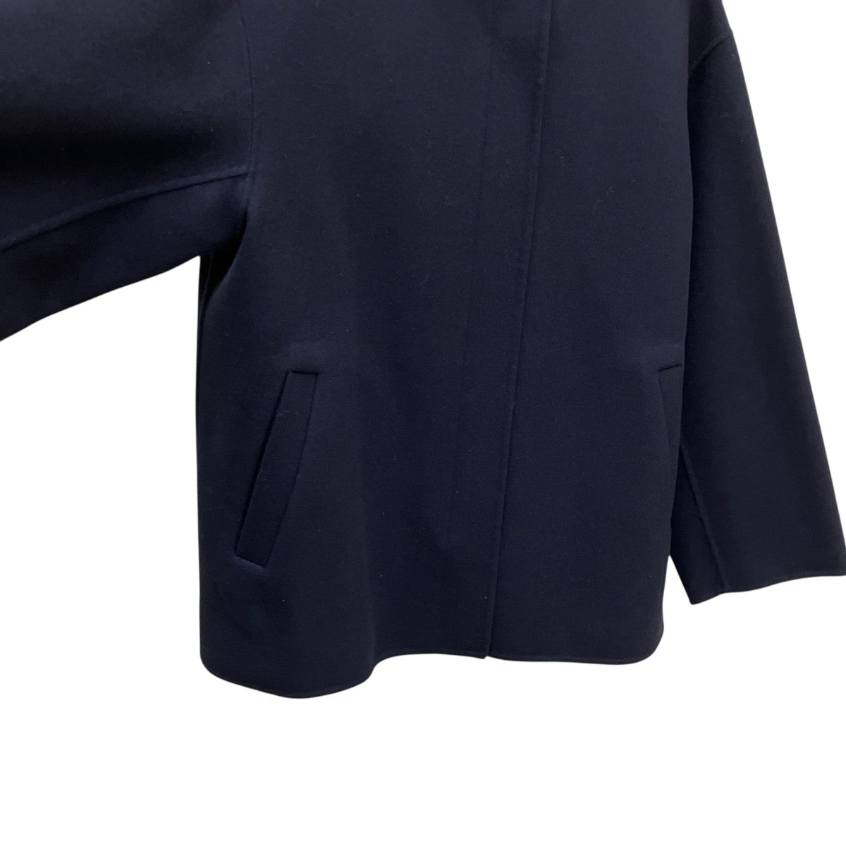 メルトン リバー フード コート1525-199-4717