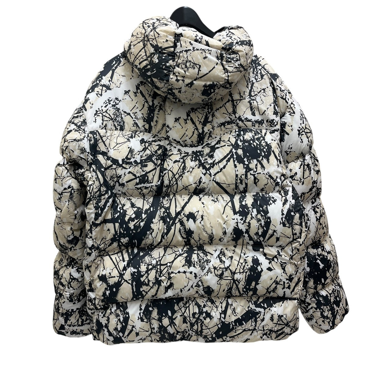 NIKE ACG(ナイキエーシージー) Lunar Lake PrimaLoft中綿ジャケット