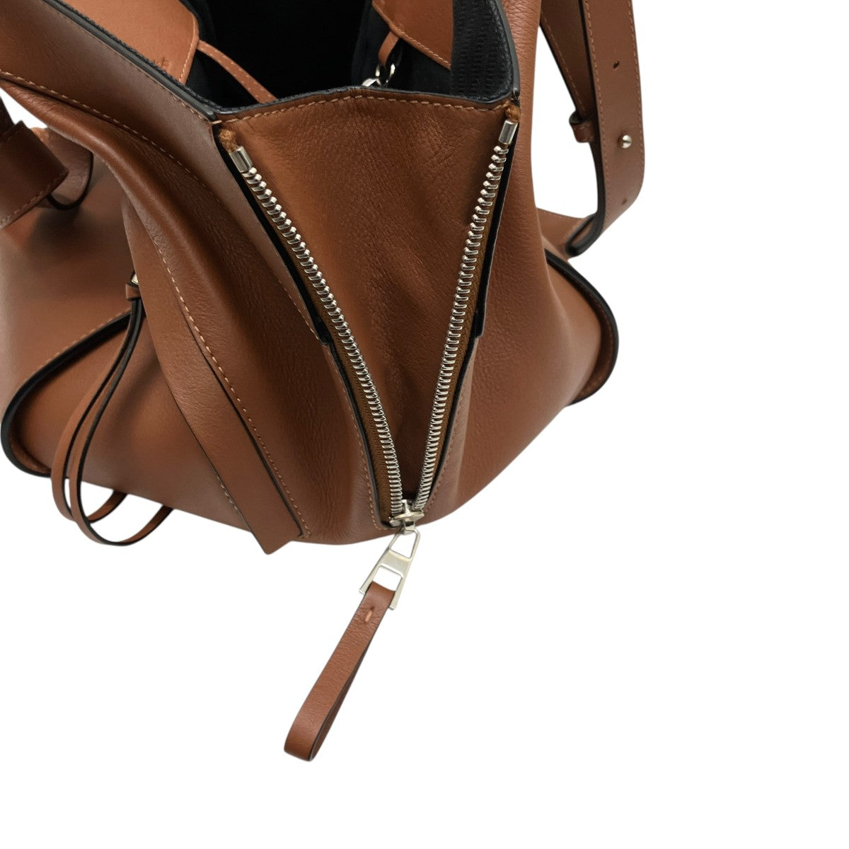 LOEWE(ロエベ) レザーバッグ062045 062045 ブラウン｜【公式】カインド