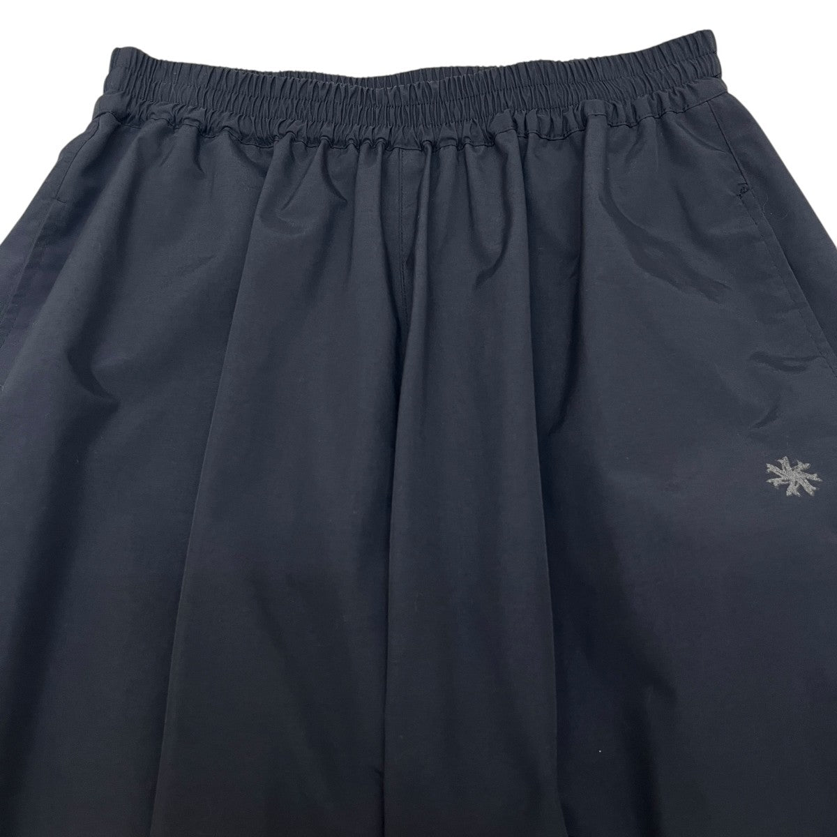 NU11FC トラックパンツ 古着・中古-3枚目のアイテム画像