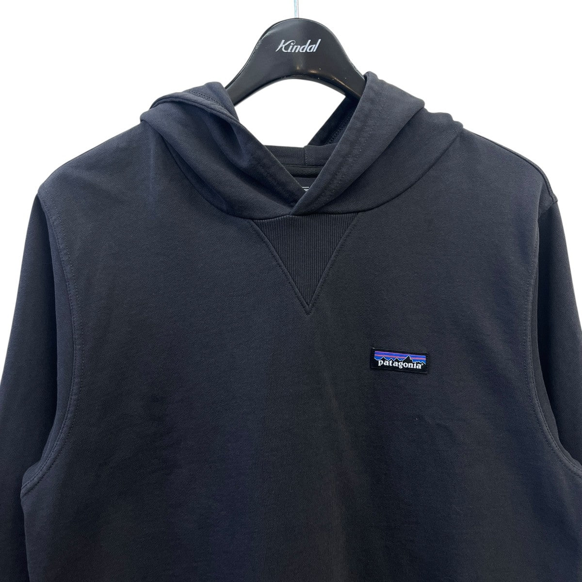 パタゴニア　パーカーM 未使用品　26330 Patagonia(パタゴニア) プルオーバーパーカー26330 26330 グレー