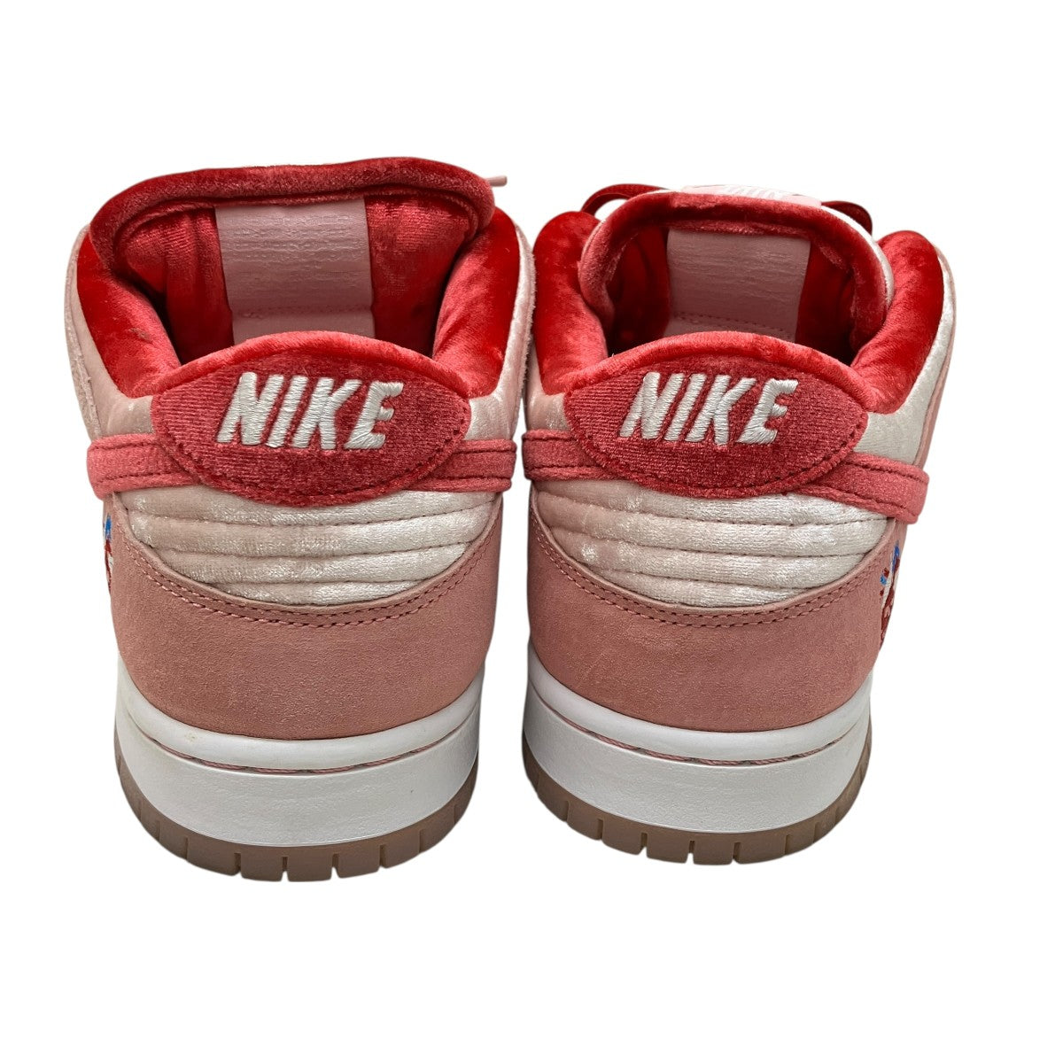 NIKE×Strangelove SB Dunk Low Valentine’s DayスニーカーCT2552-800 古着・中古-2枚目のアイテム画像
