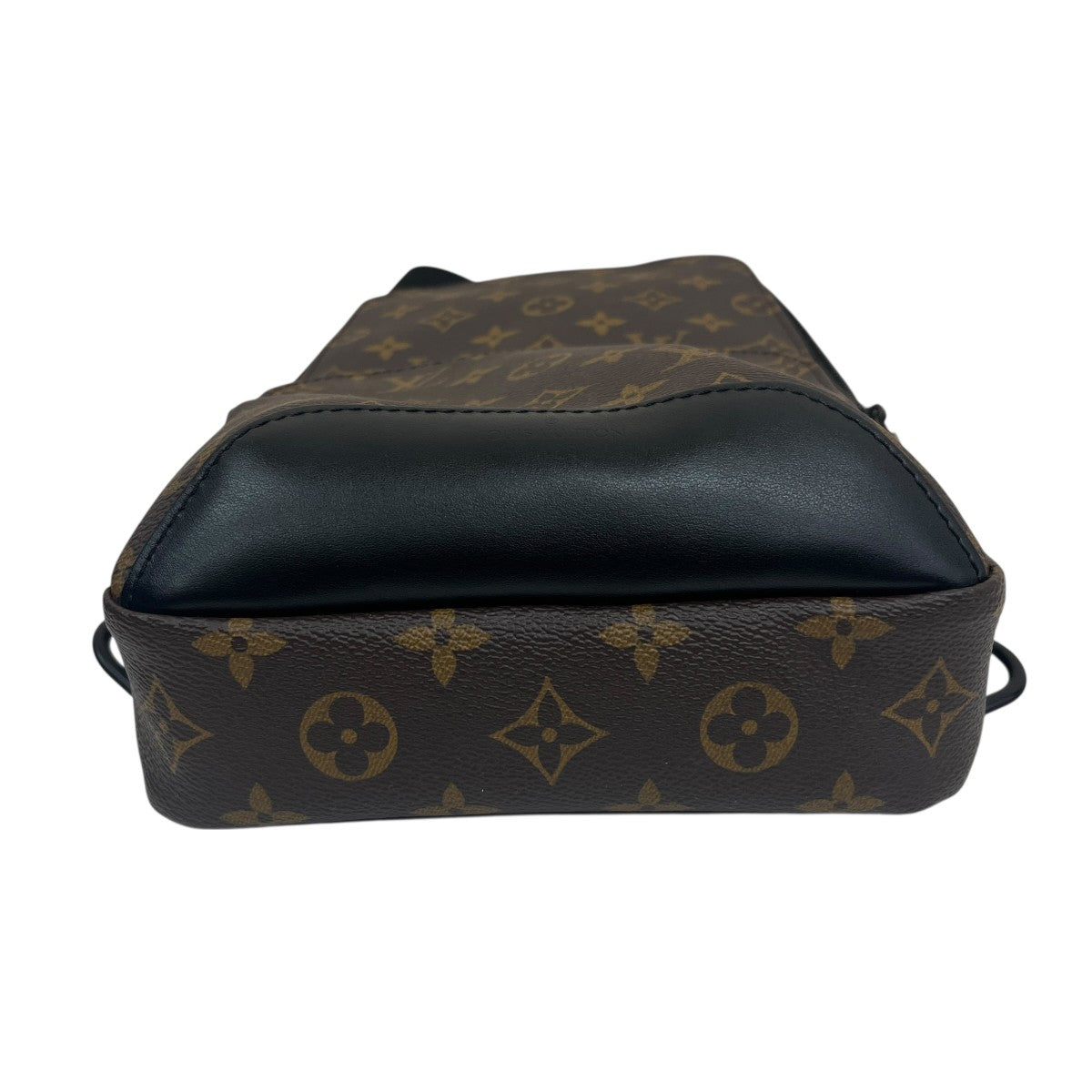 LOUIS VUITTON マカサー アヴェニュースリングバッグ クロスボディボディバッグM45897 古着・中古-4枚目のアイテム画像