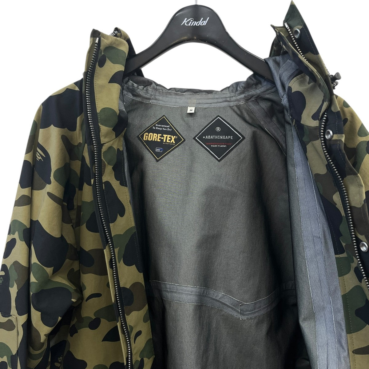 A BATHING APE(アベイシングエイプ) スノボジャケット グリーン サイズ