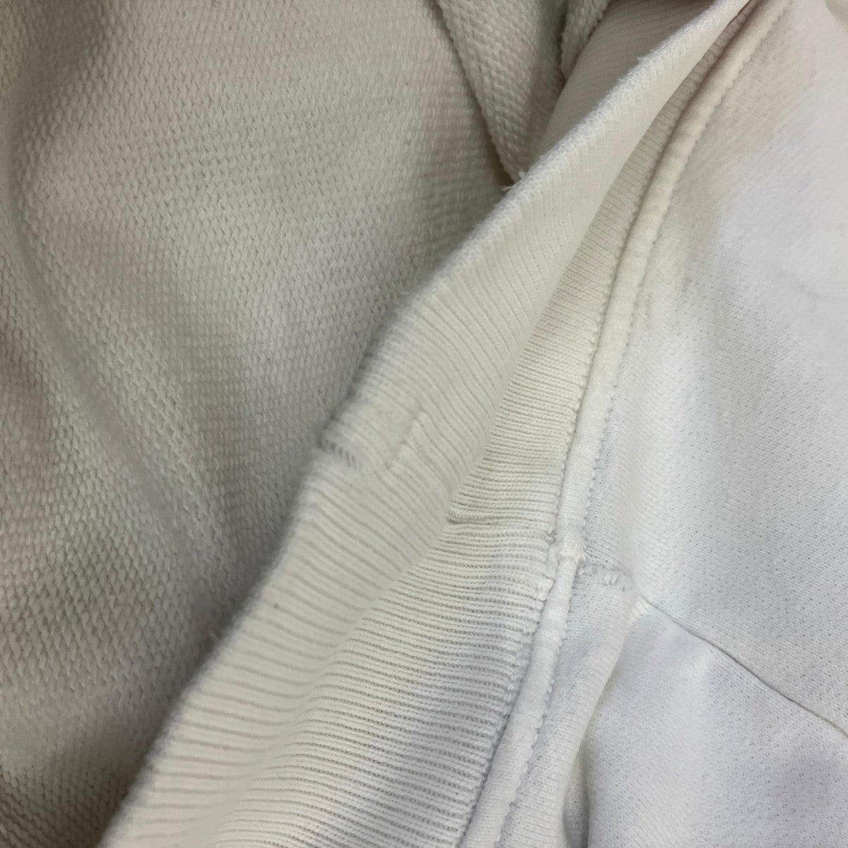 STONE ISLAND(ストーンアイランド) クルーネックスウェット ホワイト