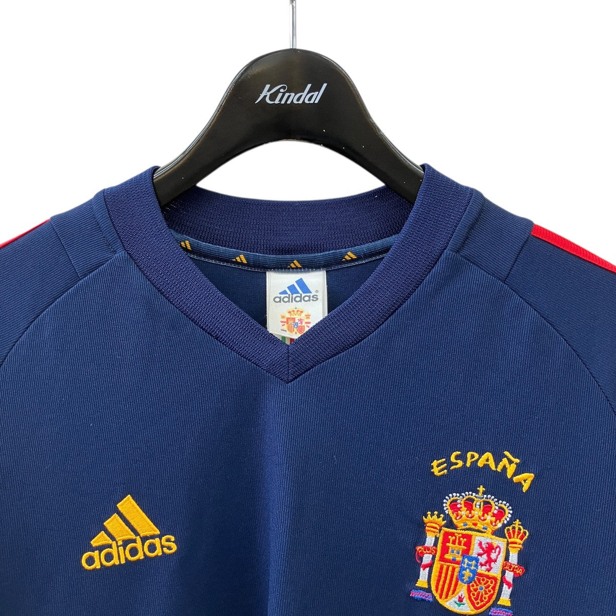 adidas サッカースペイン代表 2002 3rd ゲームT 万国旗タグプリントTシャツ298467 古着・中古-3枚目のアイテム画像