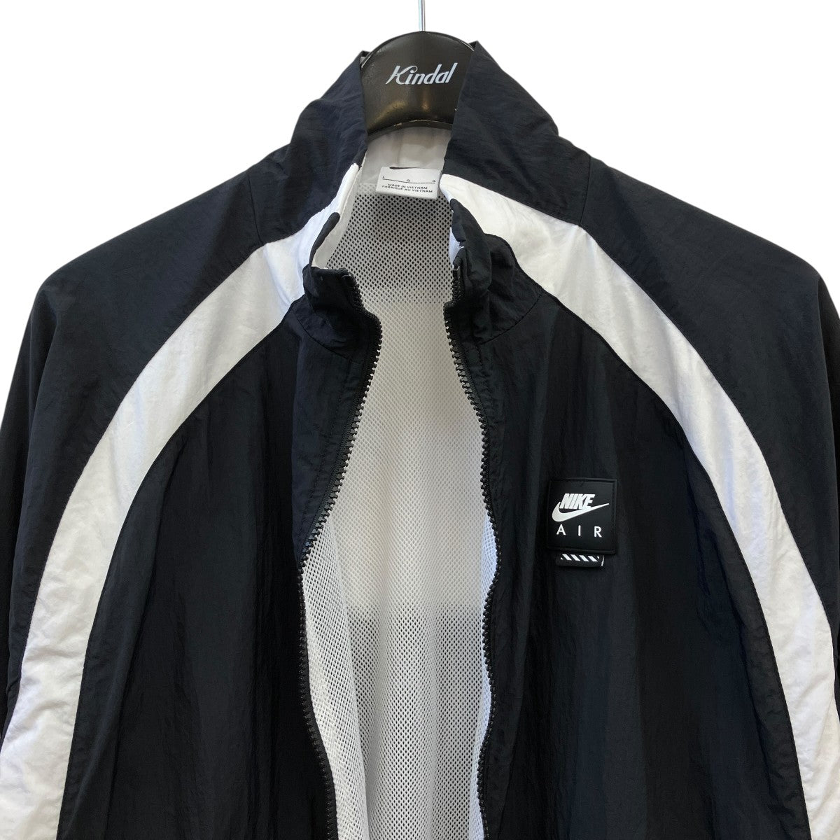 NIKE トラックジャケットHV0881-010 古着・中古-3枚目のアイテム画像