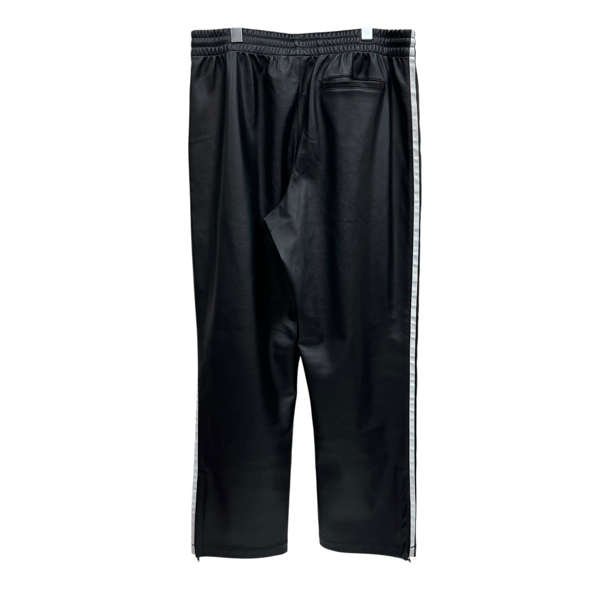 adidas originals フェイクレザートラックパンツIZ4038 古着・中古-2枚目のアイテム画像