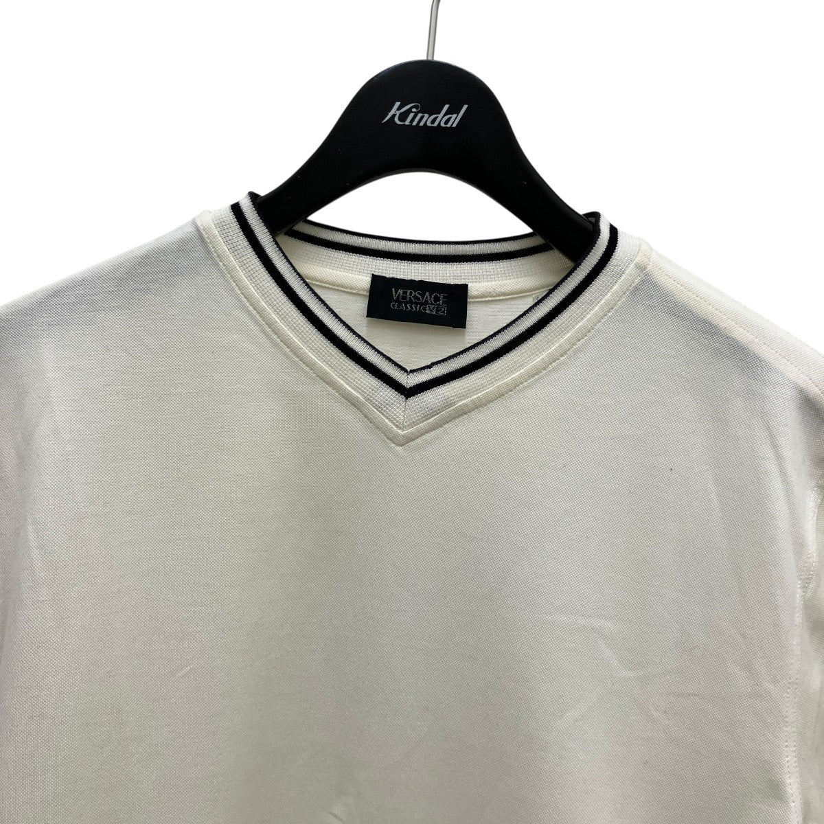 VERSACE CLASSIC VネックTシャツ 古着・中古-2枚目のアイテム画像