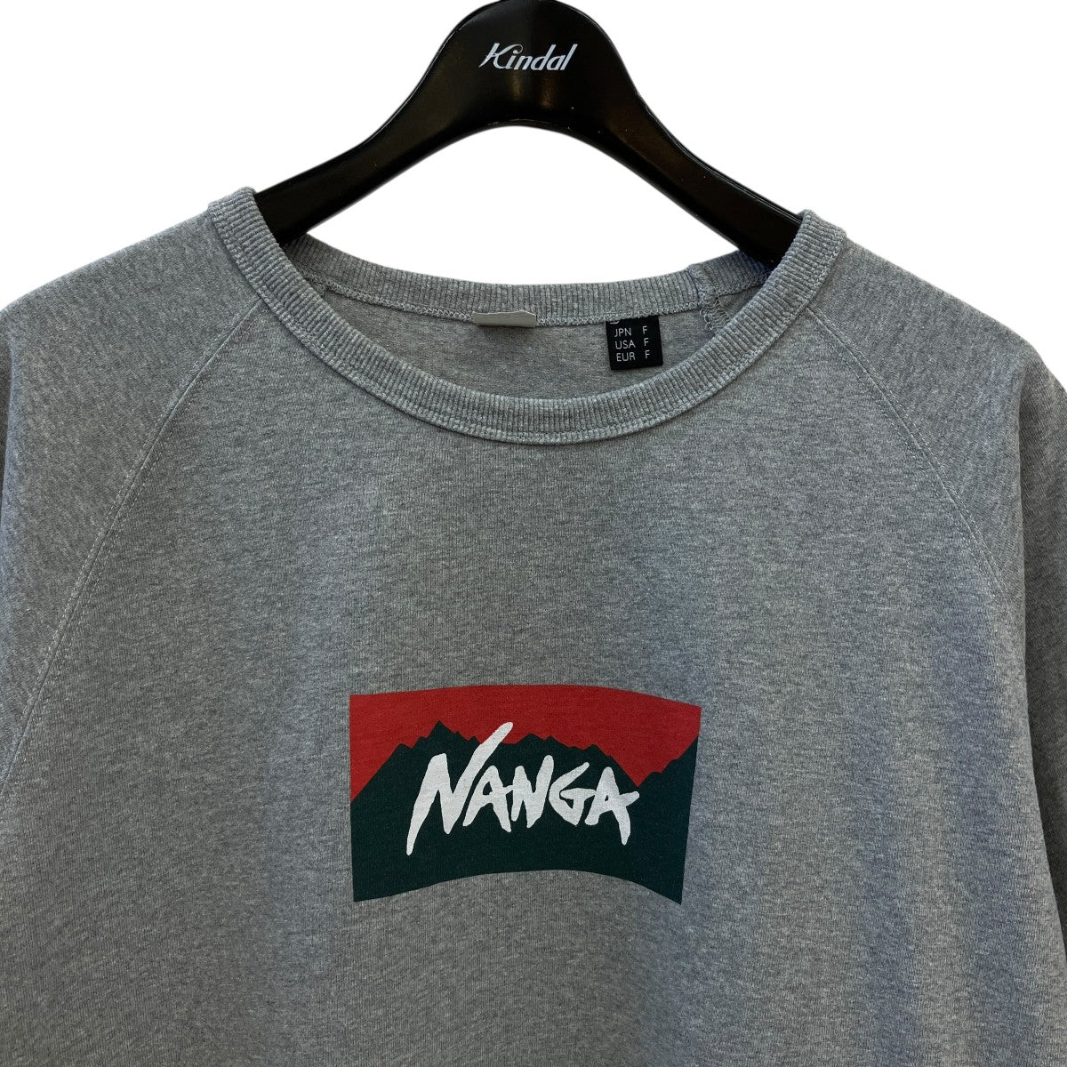 クルーネックTシャツ
