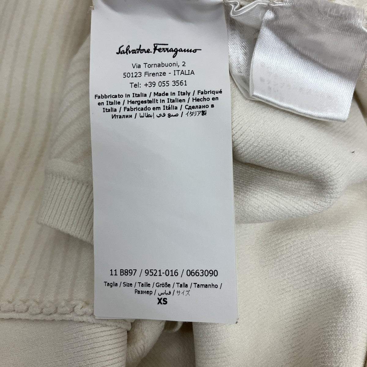 Salvatore Ferragamo ノースリーブニット 古着・中古-4枚目のアイテム画像