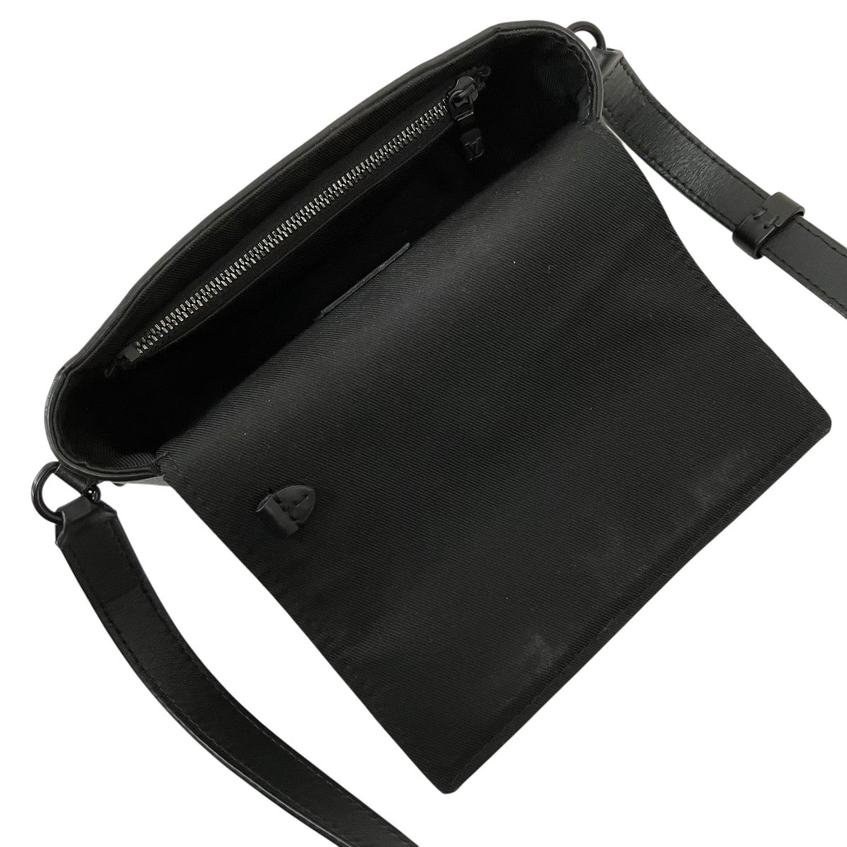 LOUIS VUITTON スティーマーウェアラブルウォレットモノグラム・マカサーショルダーバッグM82534 古着・中古-6枚目のアイテム画像