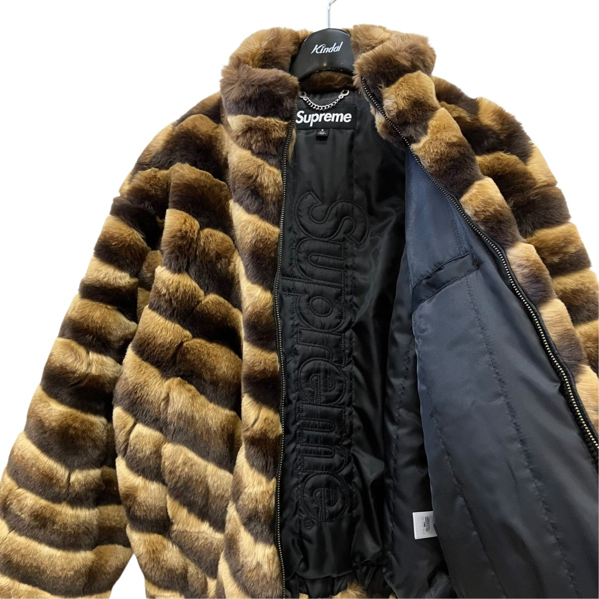 Supreme フェイクファーファーコート24ss Faux fUR Jaket 古着・中古-3枚目のアイテム画像