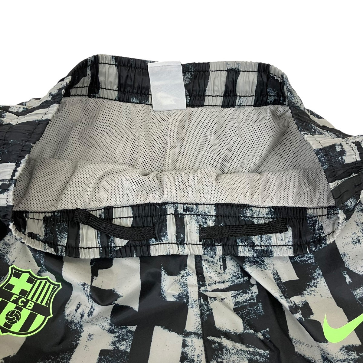 NIKE FCバルセロナ CE ウーブン トラックスーツ 24 25総柄トレーニングウェアFQ3038-010 古着・中古-8枚目のアイテム画像