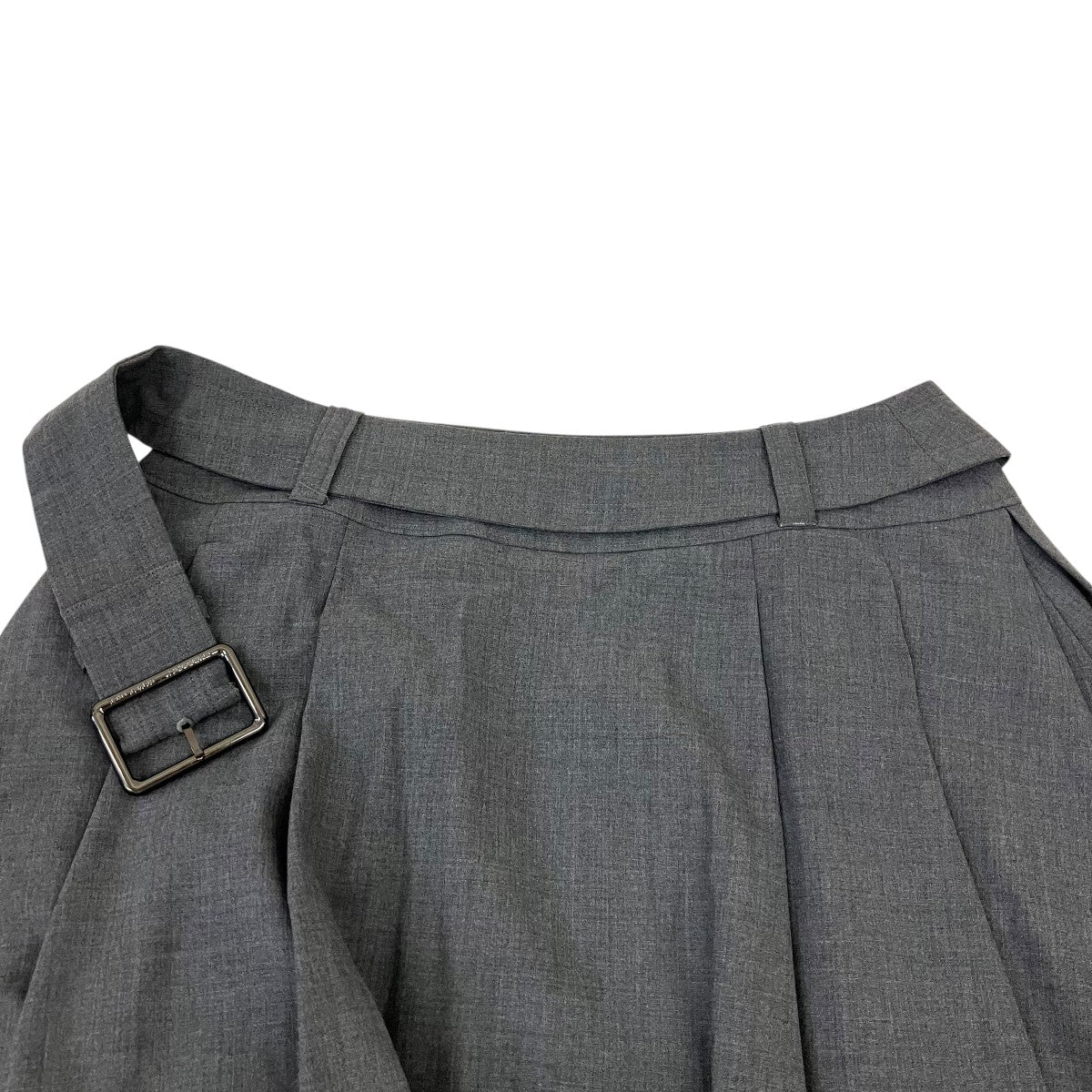 BURBERRY BLUE LABEL(バーバリーブルーレーベル) ベルト付きミニ