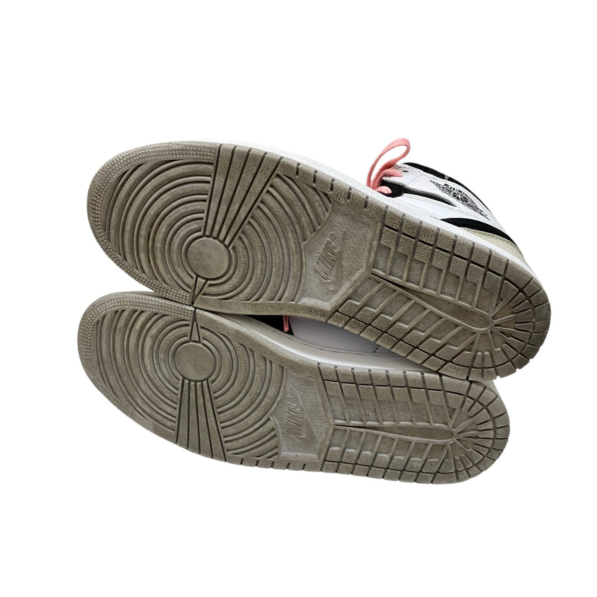 Air Jordan 1 High OG  Bleached Coralスニーカー555088-108
