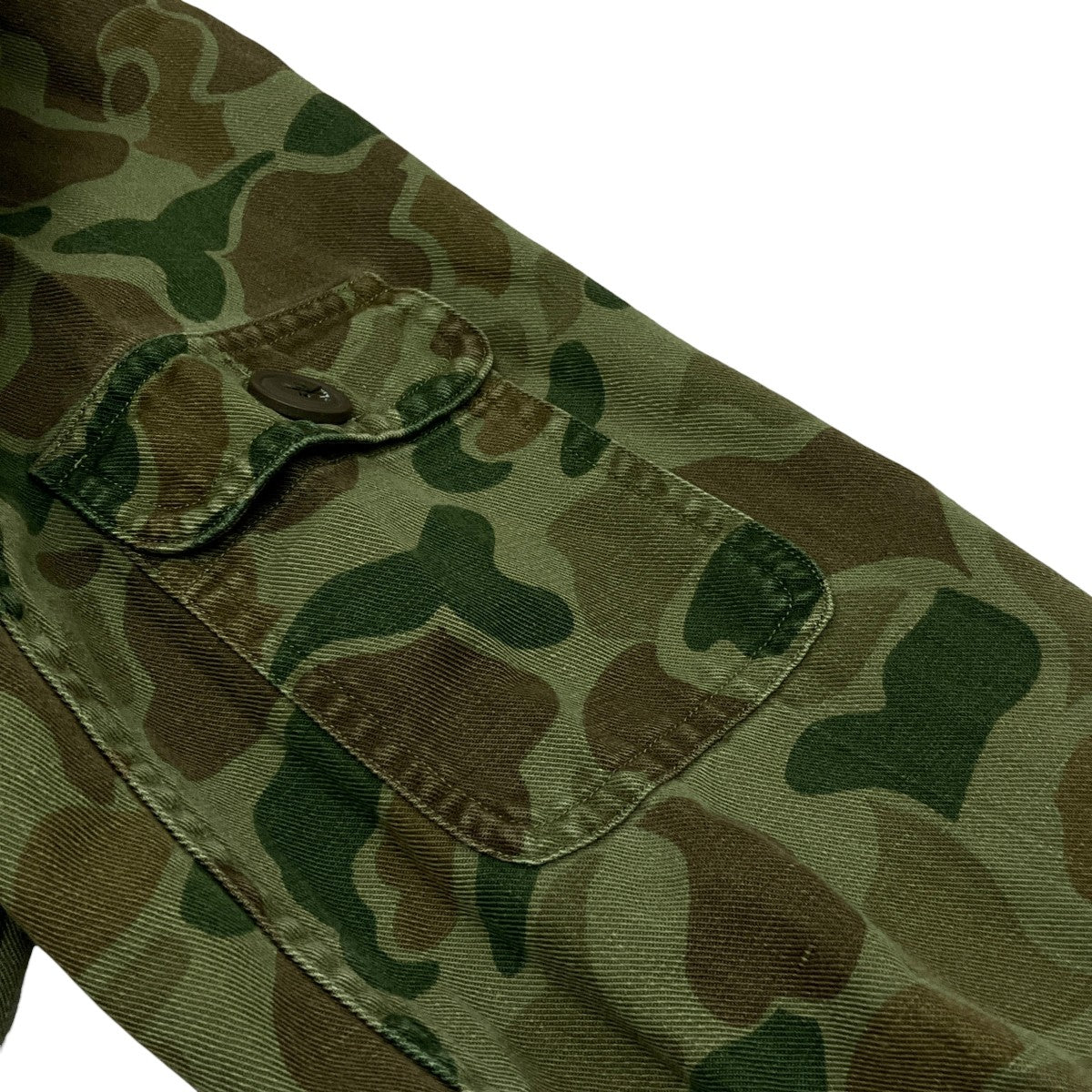 カモフラージュ柄ハンティングシャツ