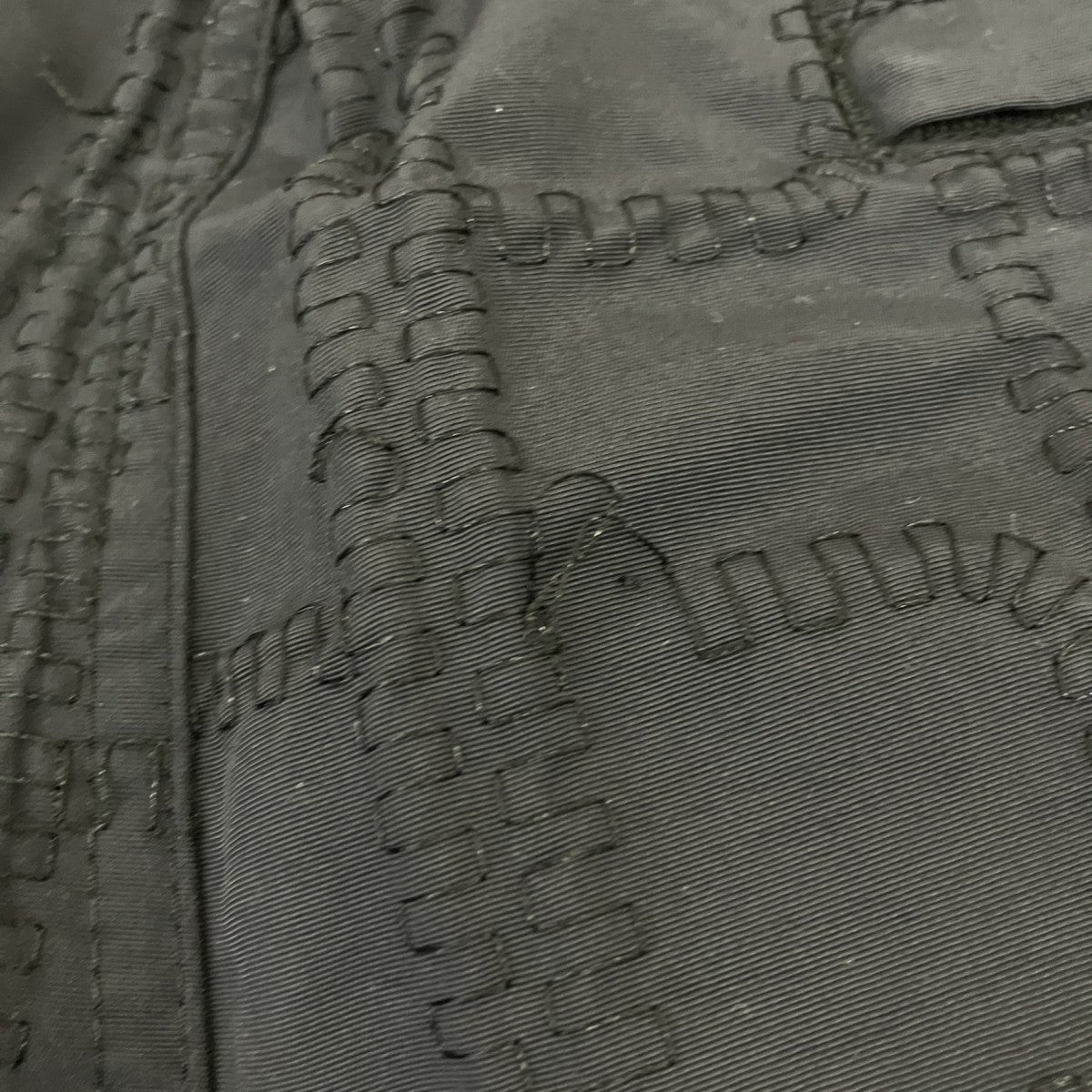 Repeat Stitch Track Pant Black刺繍ナイロントラックパンツ