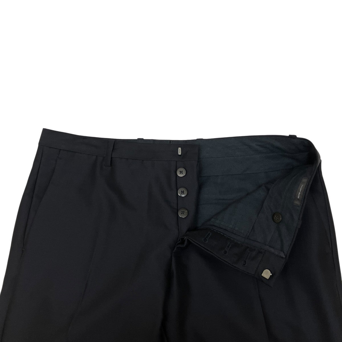 スラックス