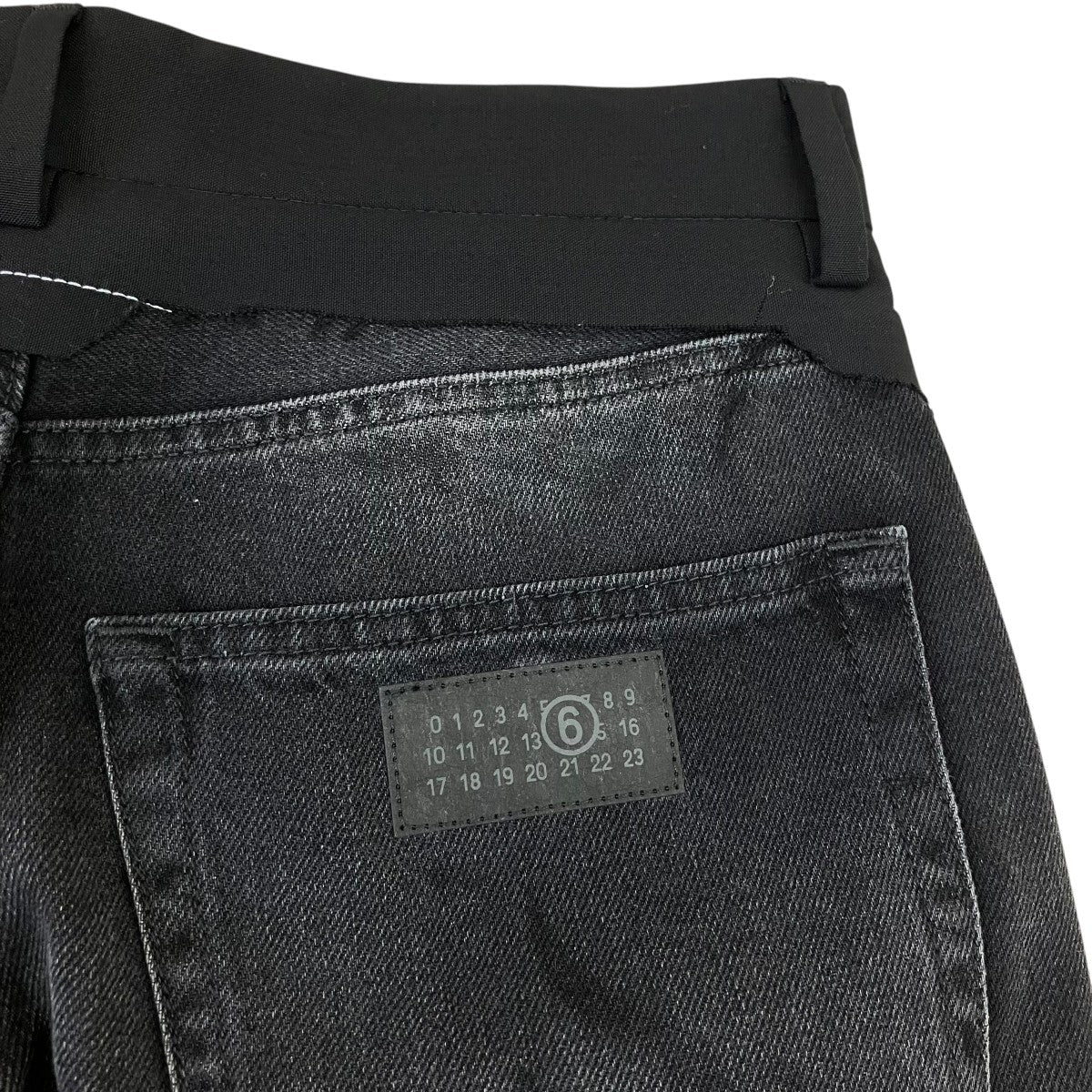26SSWomen’s Pants 5 Pockets Blackウォッシュ加工ブラックデニムパンツS52LA0270