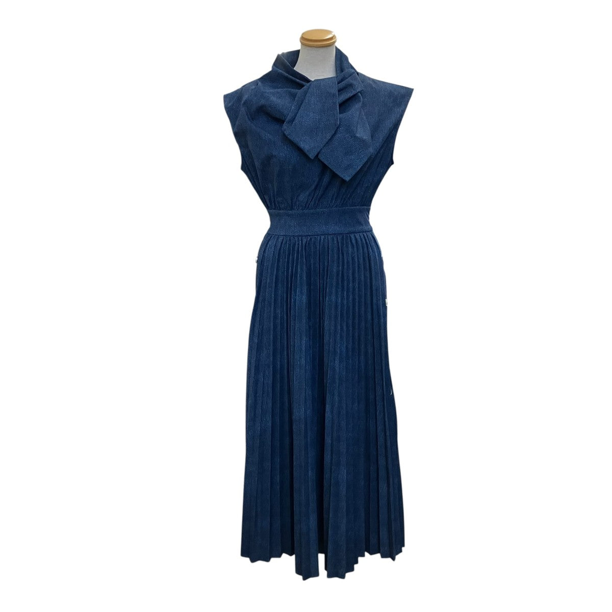DENIM LIKE PLEATS DRESSノースリーブワンピース01110541050