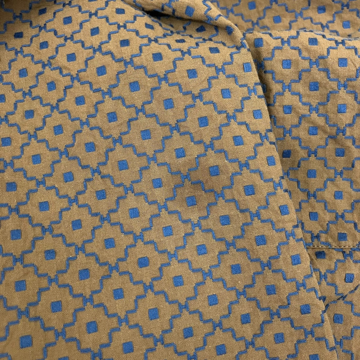 刺繍総柄半袖シャツ