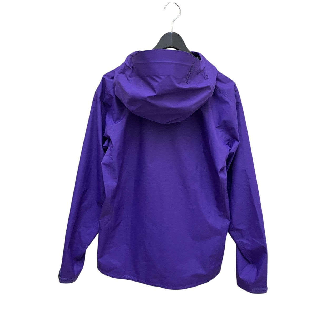 Beta Lightweight Jacket Men’s LolaシェルジャケットX000007725
