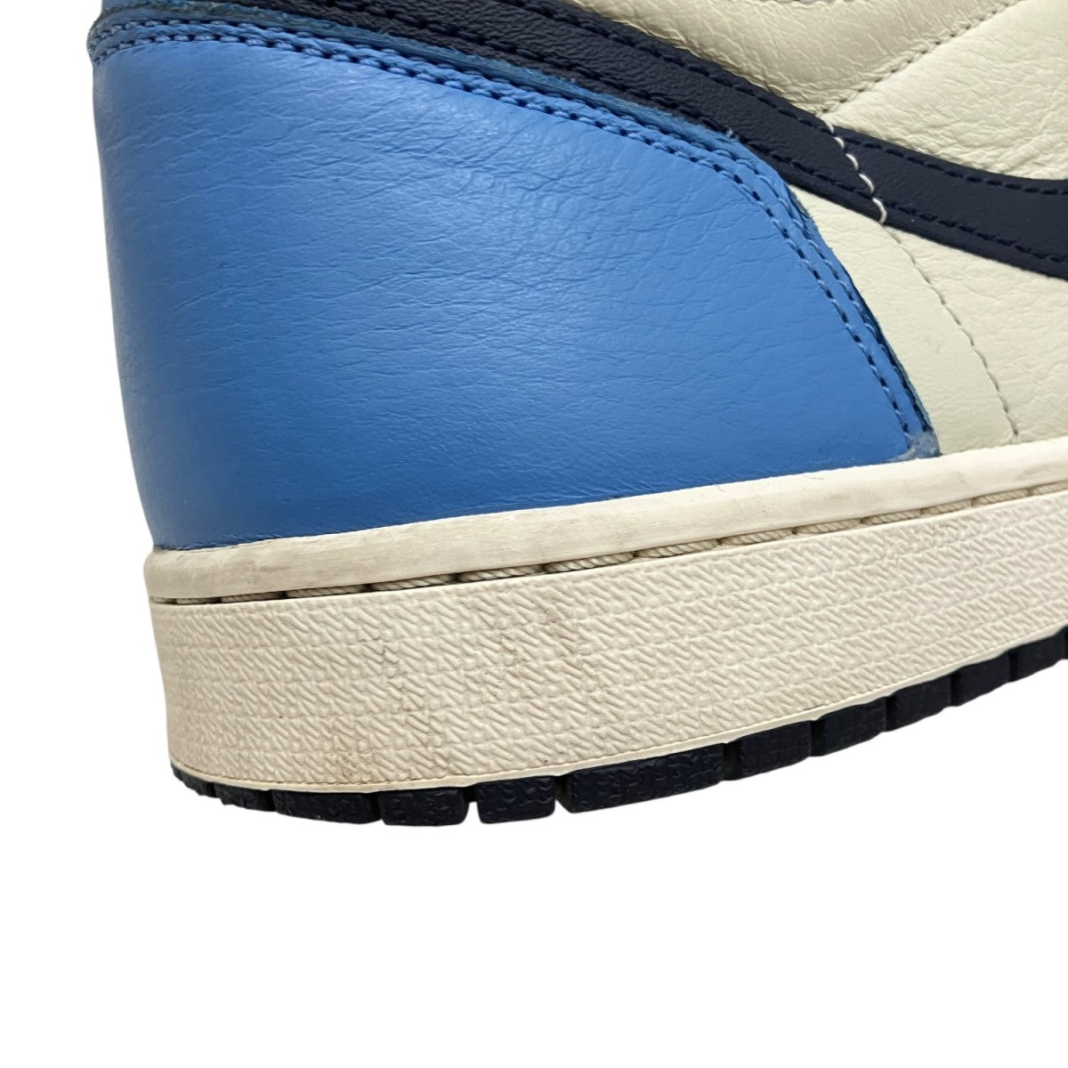 Air Jordan 1 Retro High OG Obsidian University Blueハイカットスニーカー555088-140