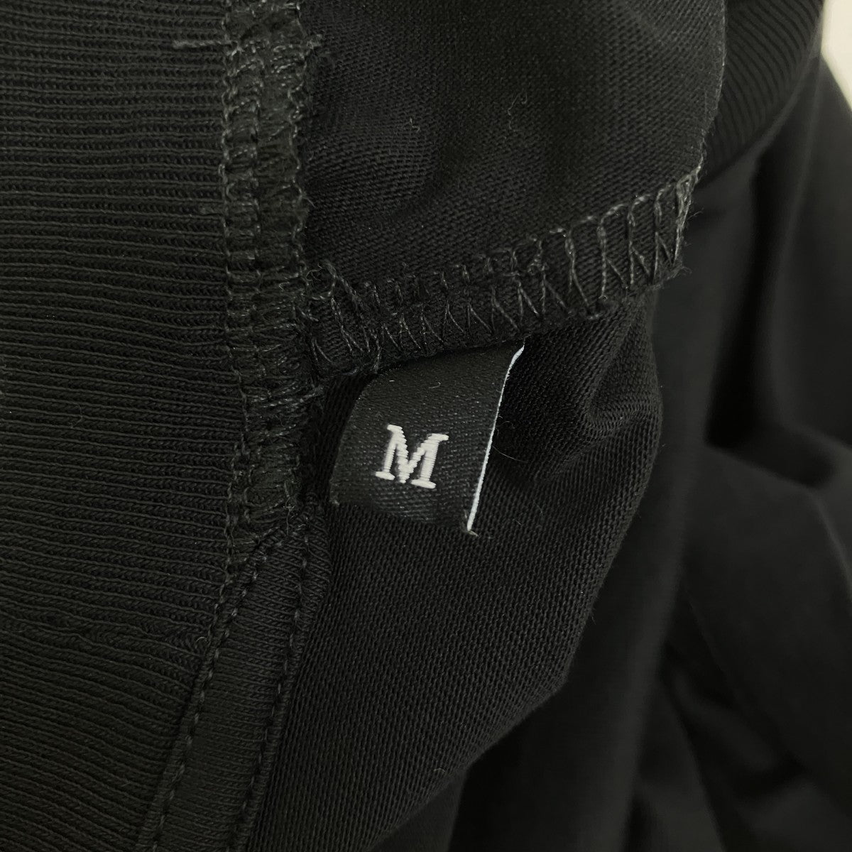 長袖Tシャツ